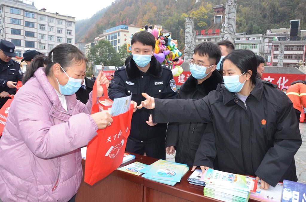 4f68586ce1c4adadf1c55e48592d7cd_副本.jpg